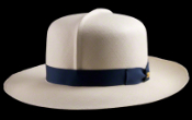 Optimo, Montecristi hat (B1015_1441)